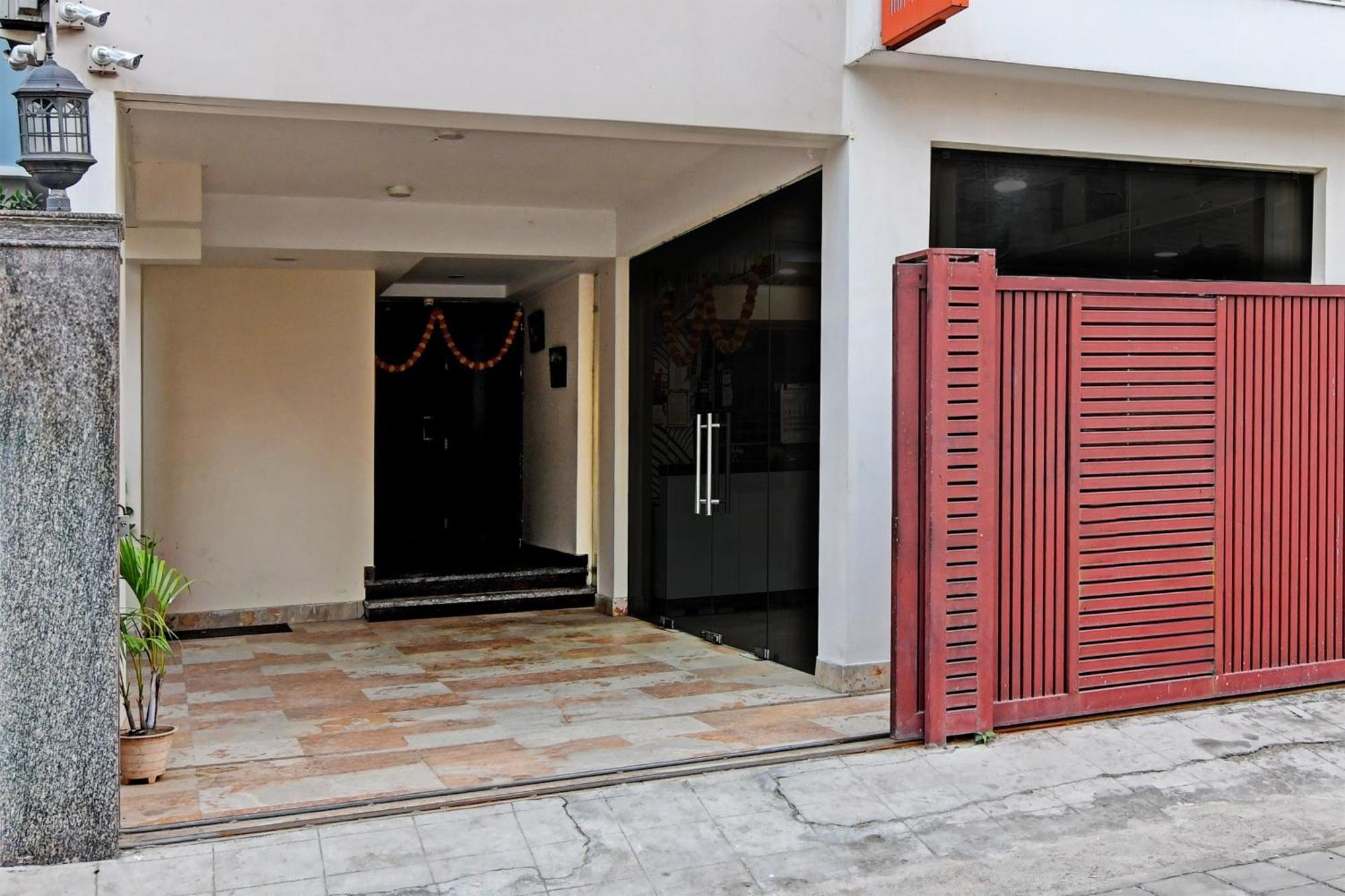 Hotel O Shivaalay Inn Near Newtown Bus Stand Kolkata Bagian luar foto